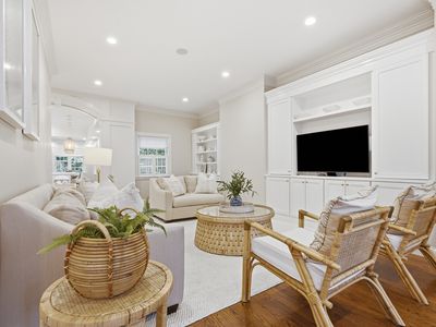 4 Concord St