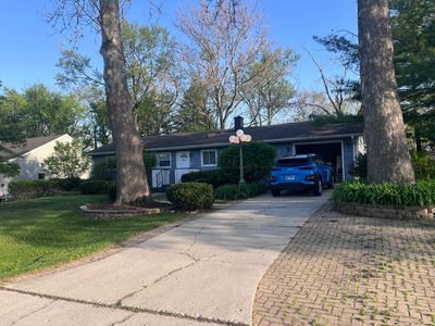 Property at 641 Jonquil Ave, Lisle, IL
