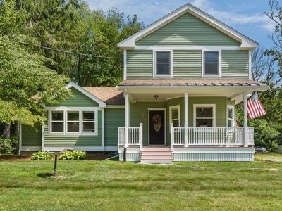 95 Lakeside Ave