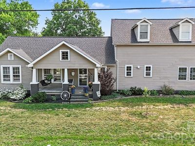 5229 Old Plank Rd