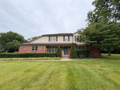 712 Drakesborough Dr