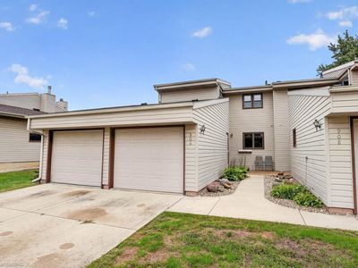 904 Prairie Meadow Ct