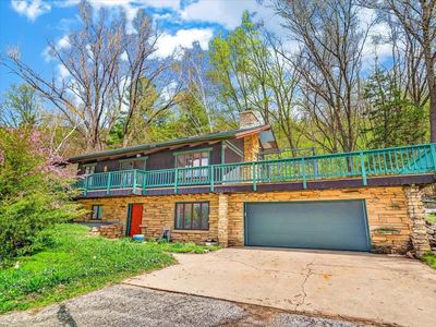 Property at 26 Appleby Circle, Mazomanie, WI