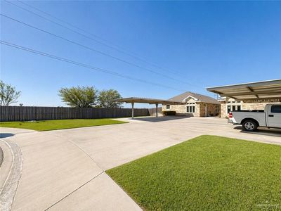 4901 N Winona Dr