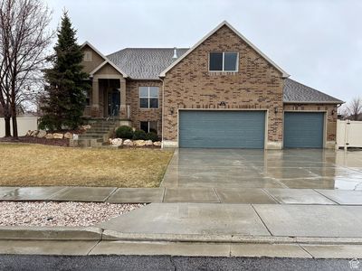 2581 W 2675 N