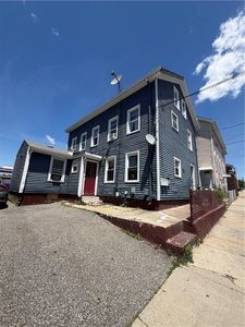 373 Cowden St