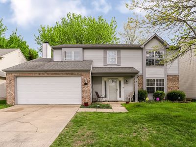 7026 Thousand Oaks Ln