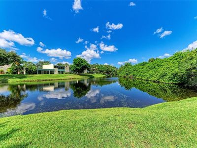 812 SPRING LAKES BLVD.
