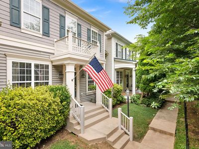 516 Gentlewood Sq