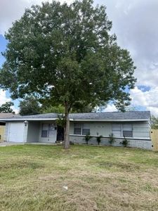 6111 Doulton Dr