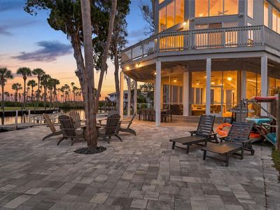 5272 Tropical Point
