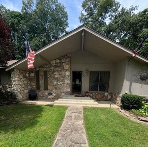 89 Heritage Dr