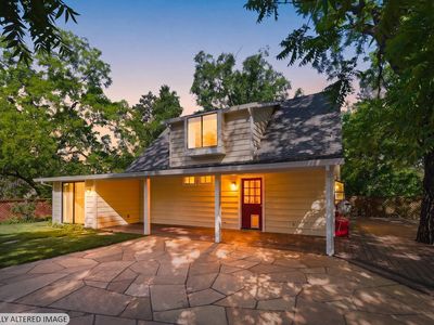21 Goodwells Avenue