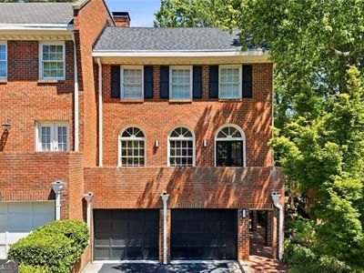 425 Jefferson Cir