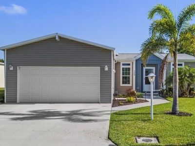 3600 Red Tailed Hawk Dr