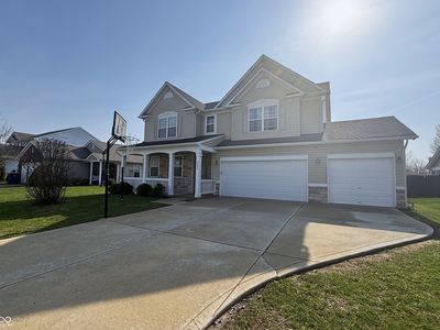 5405 Bombay Dr