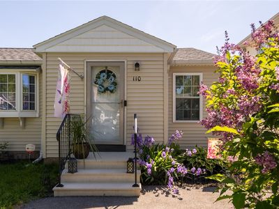 110 Brookhaven Ter