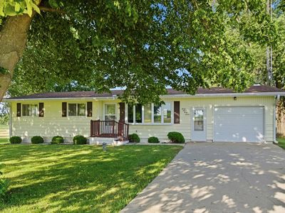 3447 Hilldale Dr
