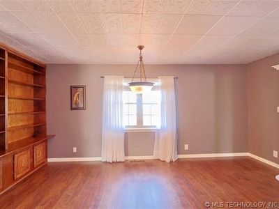 36 W Hilltop Rd