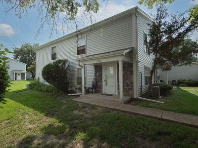 1380 N Glen Cir APT B