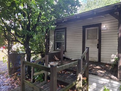 Property at 2037 E St, Washougal, WA