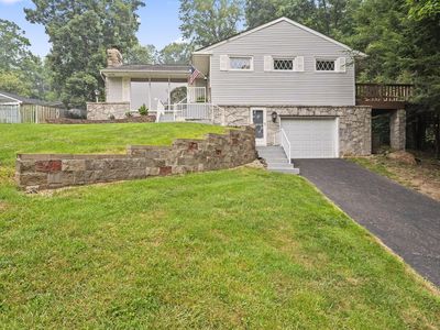 1080 Beechwood Dr NE