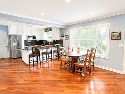 1311 Clark Ln