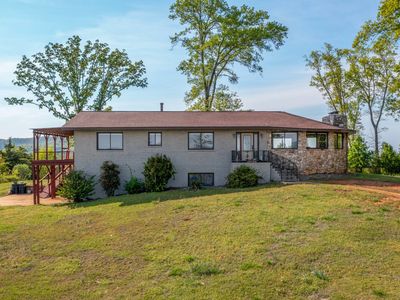 900 Greenbrier Dear Rd