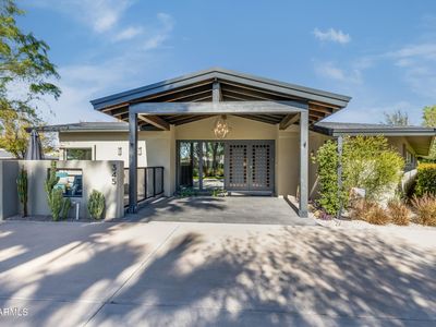 345 W Gardenia Dr