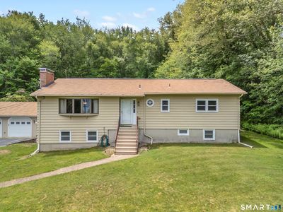 Property at 688 Raymond Hill Road, Uncasville, CT