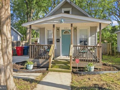 321 W Evergreen Ave