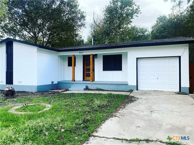 807 Sandy Ct