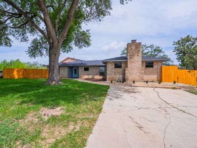 Property at 1002 RIVER OAK DR, Seguin, TX