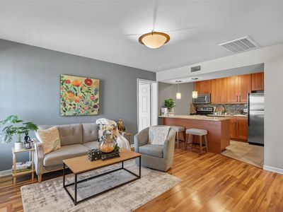 7685 Northcross Dr UNIT 1028