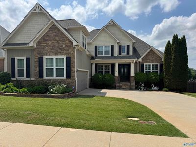 12 Hawthorn Heights Blvd SW
