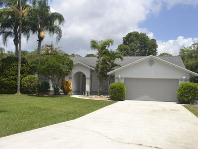 1104 Raintree Lane