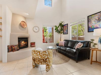 13 E Saddleback Mesa