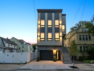 57 Eckert Ave