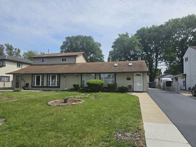 Property at 4039 W 90th Pl, Hometown, IL