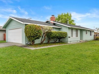 2102 Haeger Ave