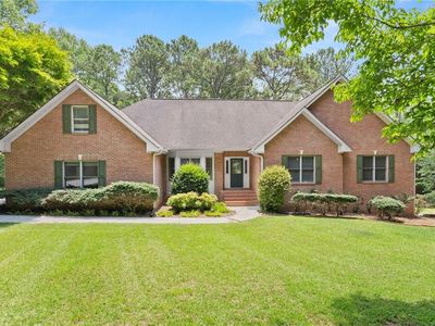 2405 Brooks Rd