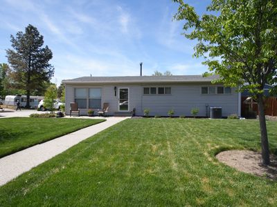 1863 E Village Green Rd