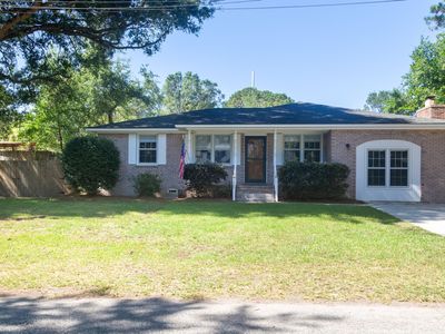 1261 Hampshire Rd