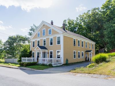 110 Maple St