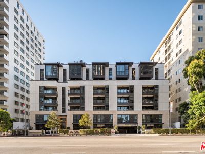 10777 Wilshire Blvd Unit 201