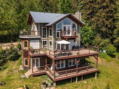 181 Spring View Ln