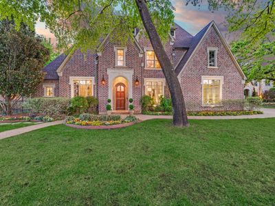 701 Regency Ct