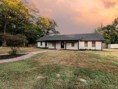 715 Cedarwood Dr