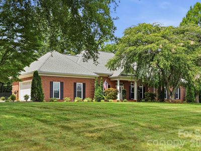 145 Baymount Dr