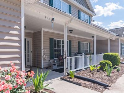 Property at 202 Patriots Village Ct, West Point, VA